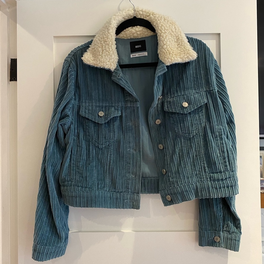 Blue corduroy jacket with collar💙